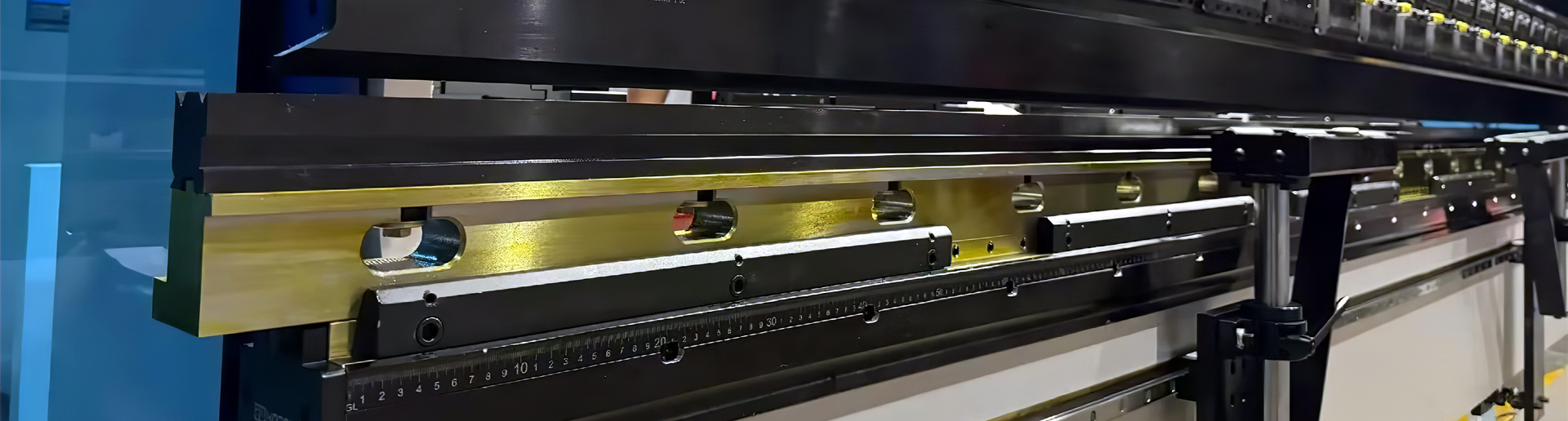 1785422844830497.jpg CNC Bending.jpg